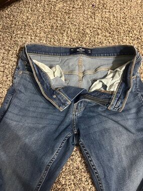 Hollister Men’s Medium Blue Slim Jeans